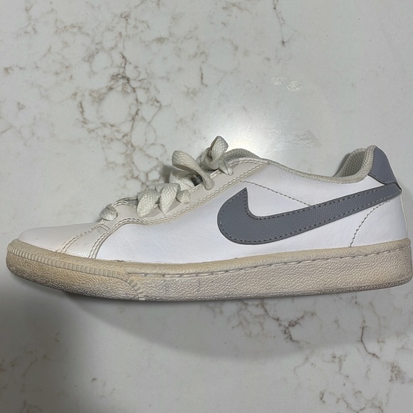 Nike Court Majestic - Womens 6 - Picture 6 of 8